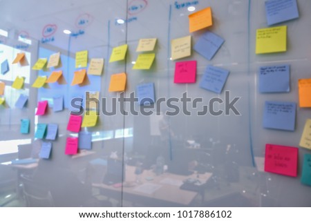 blur of color notes message on whiteboard can use as background, business brainstorm concept Royalty-Free Stock Photo #1017886102
