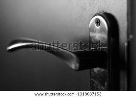  old door handle                              