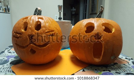 a halloween jack-o'-lantern