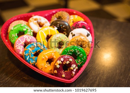 Valentines day hear shape doughnut box