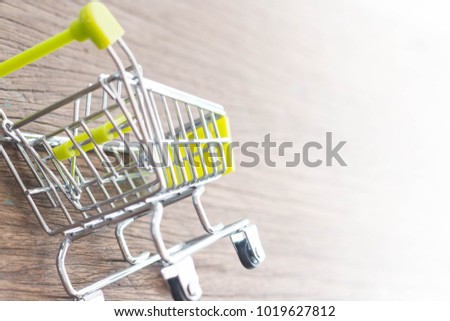 Shopping cart, shopping online, business concept 
