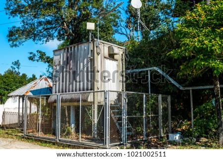 Air quality and meteorology monitoring station 