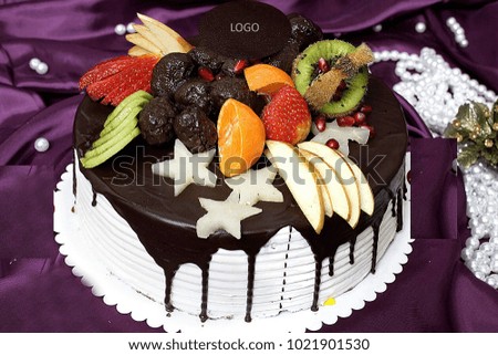 Cake Birthday pastry, Fruit and Chocolate