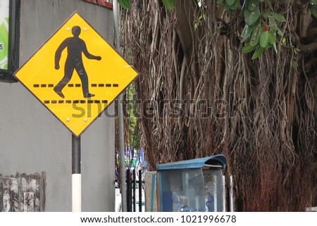 Pedestrian crossing road sign in Sri Lanka