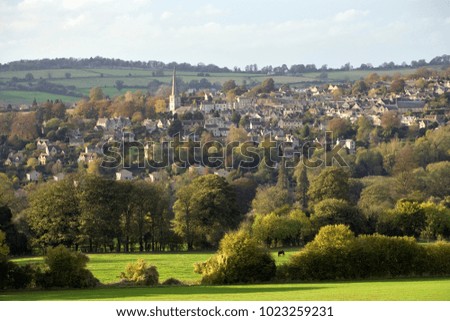 England, Gloucestershire, Cotswolds, Painswick, autumn view from Bulls Cross, low sun