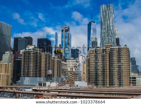 Street view of New York iconic buildings