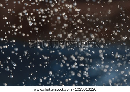 Spray    water    Rain  