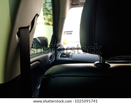 Selective focus for interior of a car