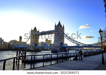 london tower bridge uk kindon