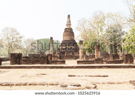 Relics and old brick in Ayutthaya, Thailan