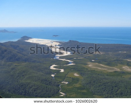 Whitehaven Beach, Whitsunday - Tourism Australia