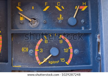 Speedometer of old truck damaged due to accidents, collisions and inability.
