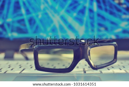 3d glasses on a laptop technology