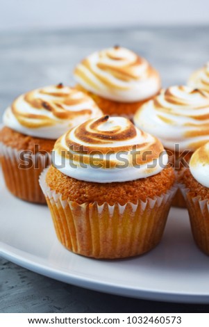 Lemon cupcake with orange