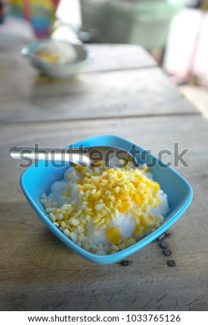 Coconut ice cream with soybean and corn thai style