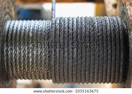 Steel woven cable sling roll in core axle