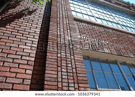 Brick texture on the side of a building