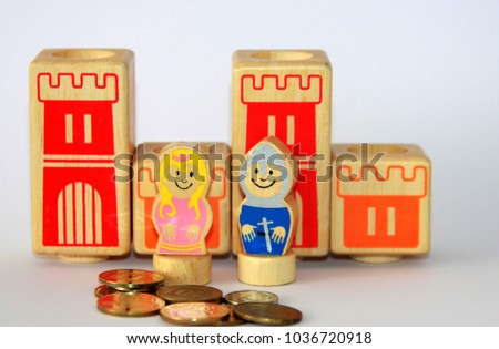 toy house prince and princess and money
