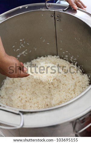rice in pot