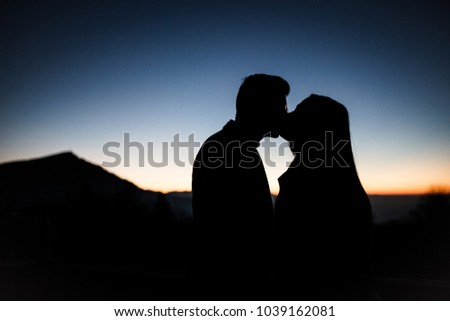 couple in love silhouette 