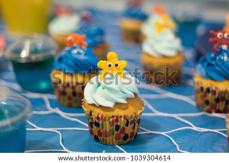 Cupcake of a yellow star