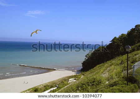  A picture of the shore of lake Michigan taken from a cliff