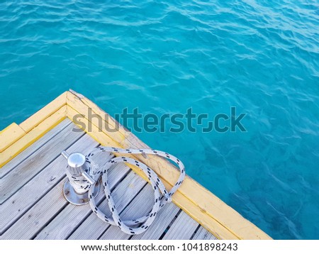 Rope with wooden platform
