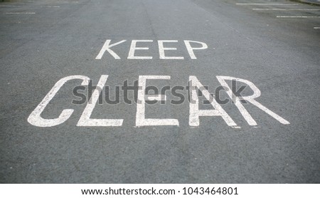 keep clear signal on the road