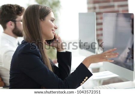 business woman discusses computer data