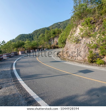 Woodland Mountain Road