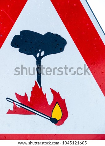Signage plate attention fire danger