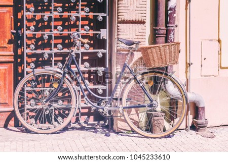 old lady's bicycle