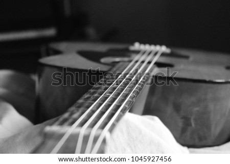 guitar (beautiful pic of acoustic guitar)