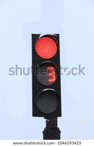 traffic light with red signal and countdown