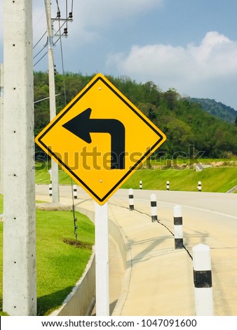 turn left traffic sign