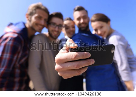 group of students taking a selfie