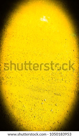 yellow wall macro