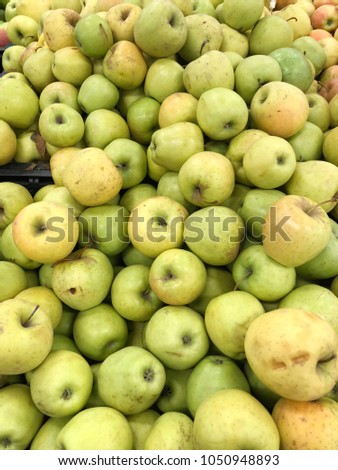 apples. apple harvest. many apples. apples for food textures close up