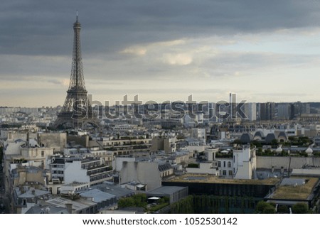 This picture shows the Eiffel Tower 