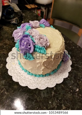 cake with flowers 