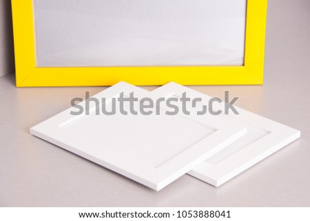 frame photo white and yellow