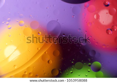 background texture water drops oil abstraction concept development screensaver photo picture circles water design macro