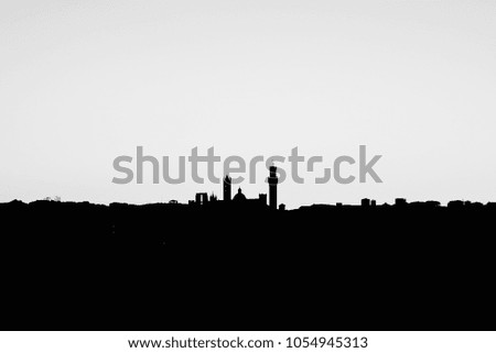 Silhouette of Siena in black and white