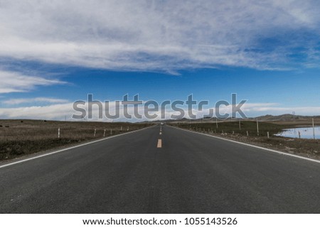 Highway on the plateau