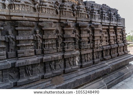 Hemadpanti shiva temple, the 11th century temple is built of stone in Hemadpanthi style during the Kalyani-Chalukya era. Hottal, Maharashtra, India
