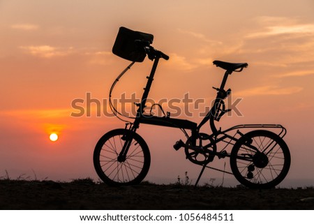Silhouette bike at sunset.