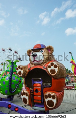 rides at a fair, kids entertainment 