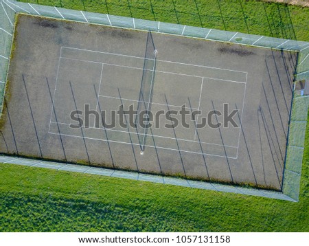 Aerial view of an outdoor tennis court