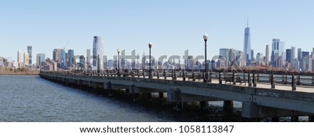Views from Liberty State Park in Jersey City towards the Skyline of Manhattan in New York City.