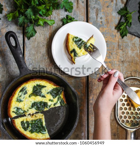 Egg omelet with spinach
